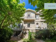 Maison en bord de mer avec jardin