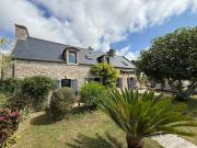 Maison en bord de mer avec jardin