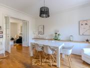 Maison en bord de mer avec jardin