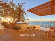 Maison en bord de mer avec terrasse