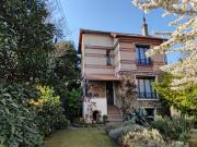 Maison en meulière entièrement rénovée avec goût, 3... Maison en meulière entièrement rénovée avec goût, 3...