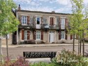 Maison en pierre, 160m², 4 chambres, abri voiture, petit...