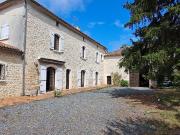 Maison en pierre 225m² Chazelles Maison en pierre 225m² Chazelles