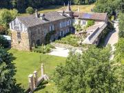 Maison en pierre, 300m2, sans voisins, commerces à...