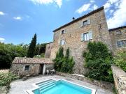 Maison en pierre 4 pièces