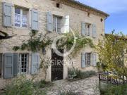 MAISON EN PIERRE