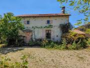 Maison en pierre avec ancienne maison à rénover et...