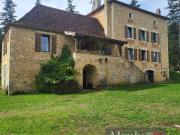 Maison En Pierre Avec Dependance 214m² Les Junies