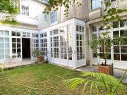 Maison en pierre avec jardin et garage SAINT SEURIN