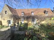 Maison En Pierre Dans Hammeau Proche De La Dordogne...
