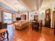 Maison en pierre dans le centre ville d'Uzès!