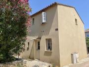 Maison en pierre entièrement meublée avec 2 chambres et...