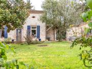 Maison en pierre rénovée à vendre proche commerces de...