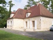 Maison en pierre sur les hauteurs