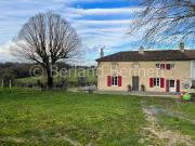 Maison en pierres avec dépendances