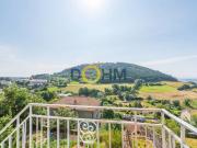 CHARMANTE MAISON AVEC VUE DEGAGEE ET JARDIN PLEIN SUD