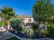 Maison en pierres avec prestations haut de gamme,...