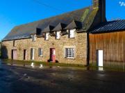 Maison en vente à Bazouges la Pérouse, Bretagne, 307400€