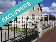 Maison entièrement rénovée 105m2 + 110m2 du garage...