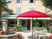 Maison entièrement rénovée, avec Ascenseur, grand patio...