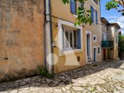 MAISON ENTIEREMENT RENOVEE AVEC GOUT DANS LE QUARTIER...