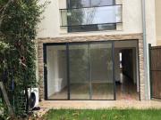 MAISON ENTIEREMENT RÉNOVÉE CLIMATISÉE 86 M2 JARDIN