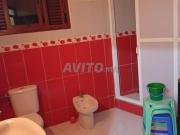 Maison et magasin à vendre