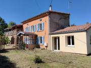 Maison et Propriété d'environ 7 héctares de prairi