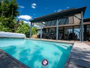 Maison F8 piscine, jacuzzi, jardin et garage