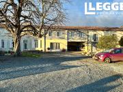 Maison familiale avec 6 chambres plus 2 salles...