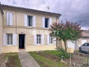 Maison familiale avec jardin et grand garage Maison familiale avec jardin et grand garage