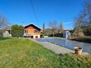 Maison familiale avec piscine à 5 min de Devecey