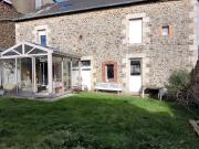 Maison Familiale en pierre sur terrain clos, et sa...