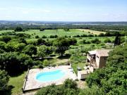 Maison familiale nid d'aigle de 7 pieces avec piscine