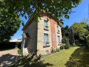Maison familiale spacieuse Sous sol total combles...