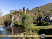 MAISON / GÎTE PYRÉNÉEN AVEC GRAND TERRAIN EN BORD DE RIVIÈRE