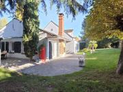 MAISON INDEPENDANTE 6 CHAMBRES 1002m2 DE JARDIN