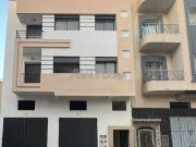 Maison indépendante commerciale en face de la mosquée Ar...