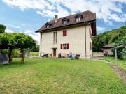 Maison individuelle avec 3 appartements 5 pièces...
