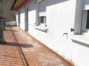 Maison individuelle avec balcon