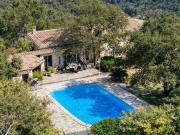 Maison individuelle avec jolie piscine et pool house, et...