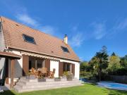Maison individuelle avec piscine a bois le roi