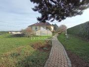 MAISON INDIVIDUELLE AVEC PISCINE ET SOUS SOL LOCATION...