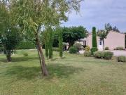 Maison lumineuse en Provence avec jardin et parking...