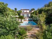 Maison néo provençale 4 chambres avec piscine à vendre à...