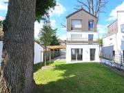 Maison neuve de 6 pièces avec jardin et deux places de...