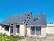 Maison neuve de plain pied, entre mer et campagne