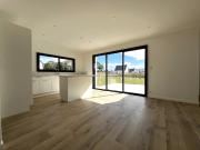 Maison Neuve T5 non meublée de 109 m2 dans le quartier de Vi