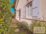 Maison non mitoyenne au calme proche des commodités et...