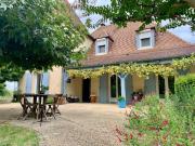 Maison périgourdine avec piscine, verger et 1 ha –...